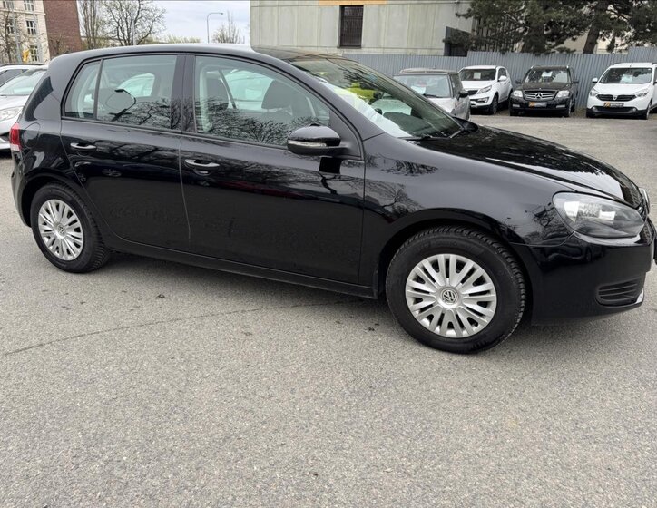 Volkswagen Golf Hatchback 1,6 l 77 kw