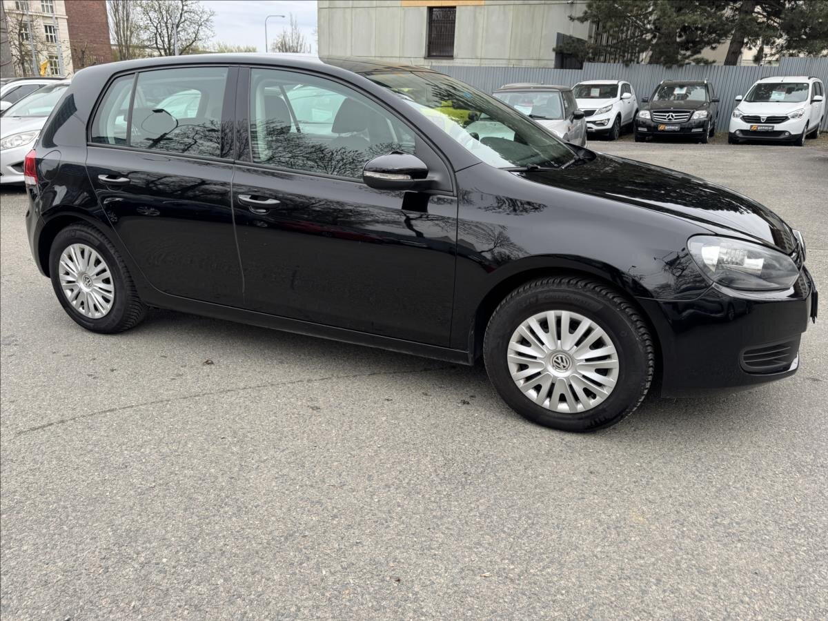 Volkswagen Golf Hatchback 1,6 l 77 kw