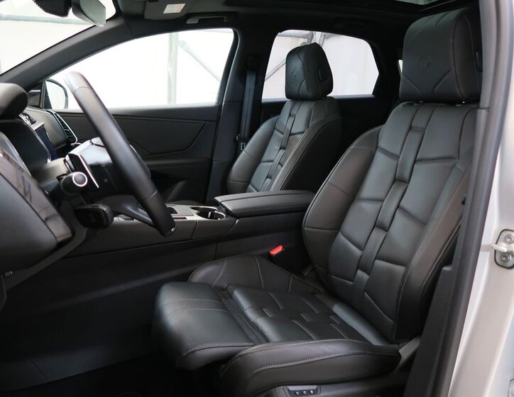 DS Automobiles DS7 Crossback 14