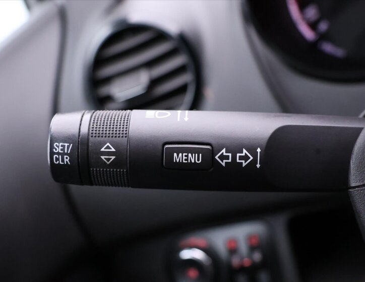 Opel Meriva MPV 1,4 l 88 kw