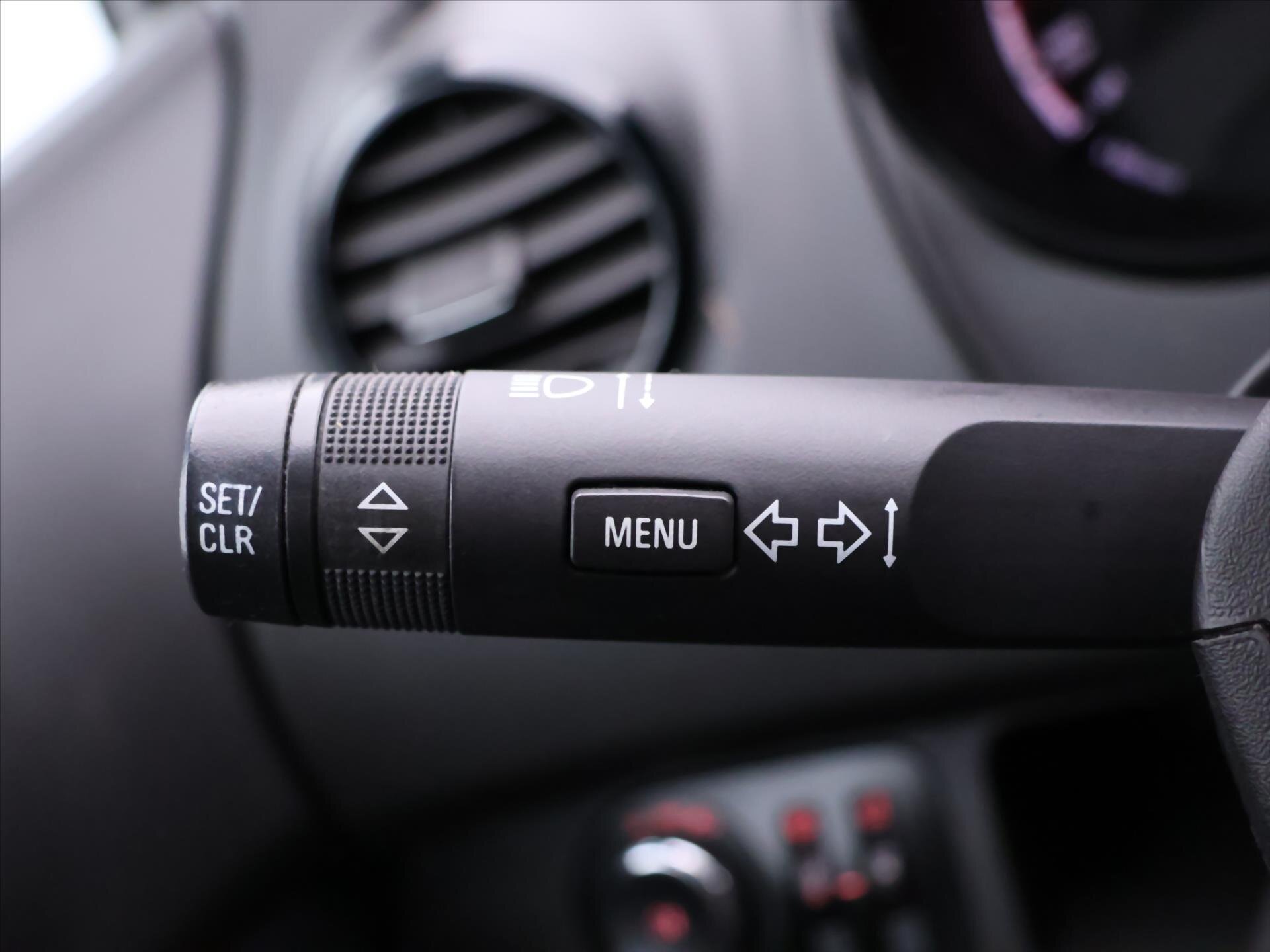 Opel Meriva MPV 1,4 l 88 kw