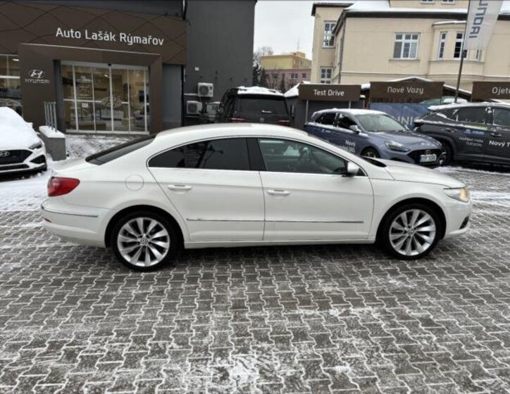 Volkswagen Passat CC Sedan 1,8 l 118 kw