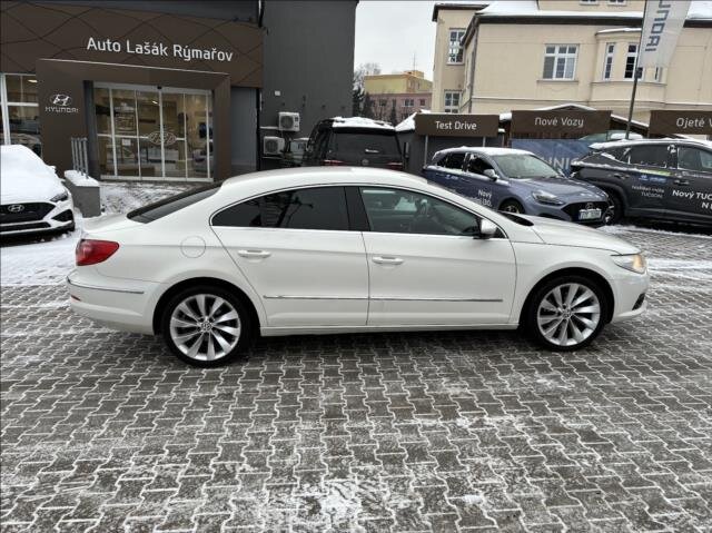 Volkswagen Passat CC Sedan 1,8 l 118 kw