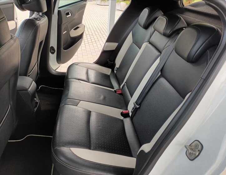 Citroën DS4 Hatchback 1,6 l 147 kw