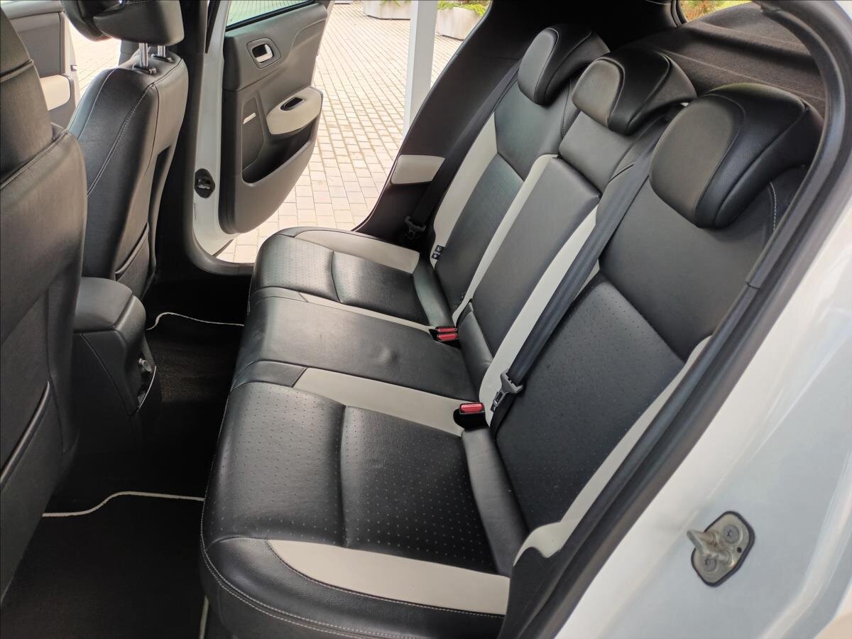 Citroën DS4 Hatchback 1,6 l 147 kw