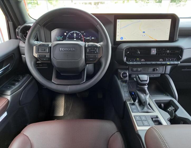 Toyota Land Cruiser 14