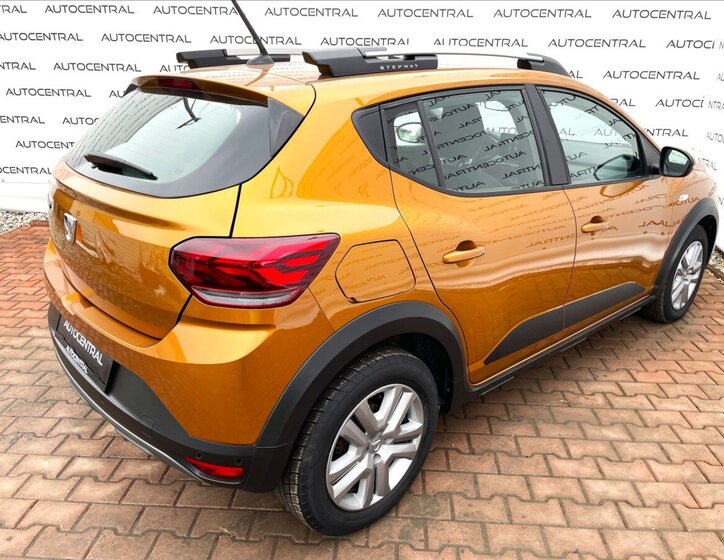 Dacia Sandero Hatchback 999,0 67 kw