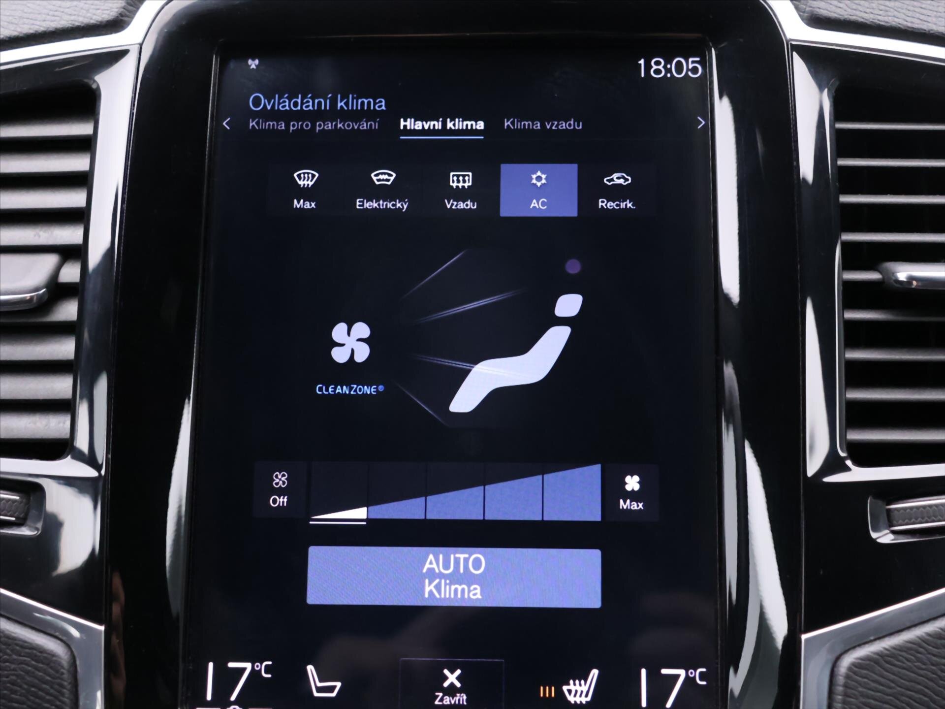 Volvo XC90 SUV / Terénní 2,0 l 173 kw