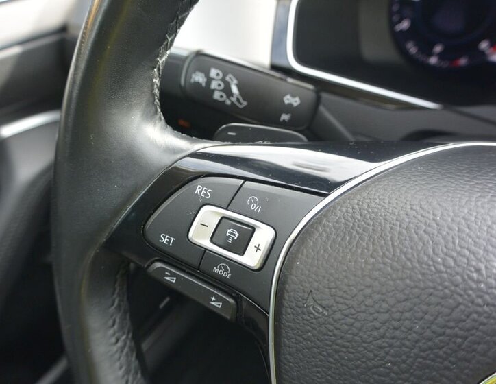 Volkswagen Passat Kombi 2,0 l 176 kw