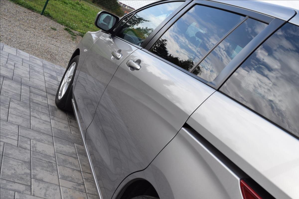 Mazda 5 Kombi 1,8 l 85 kw