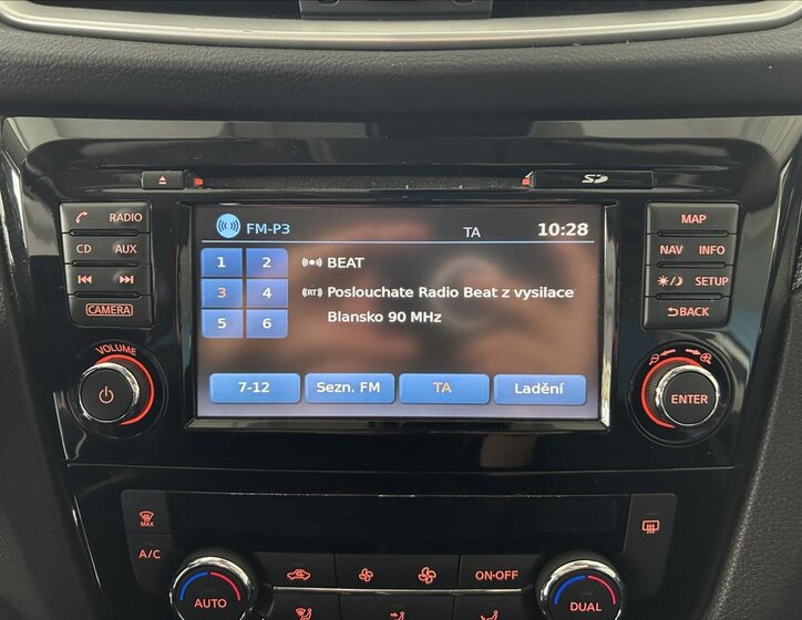 Nissan X-Trail SUV / Terénní 2,0 l 130 kw