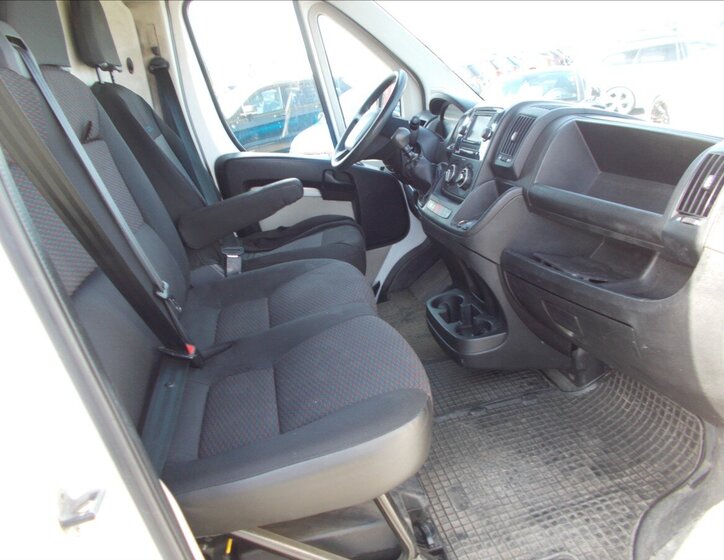 Peugeot Boxer Skříň 2,0 l 120 kw