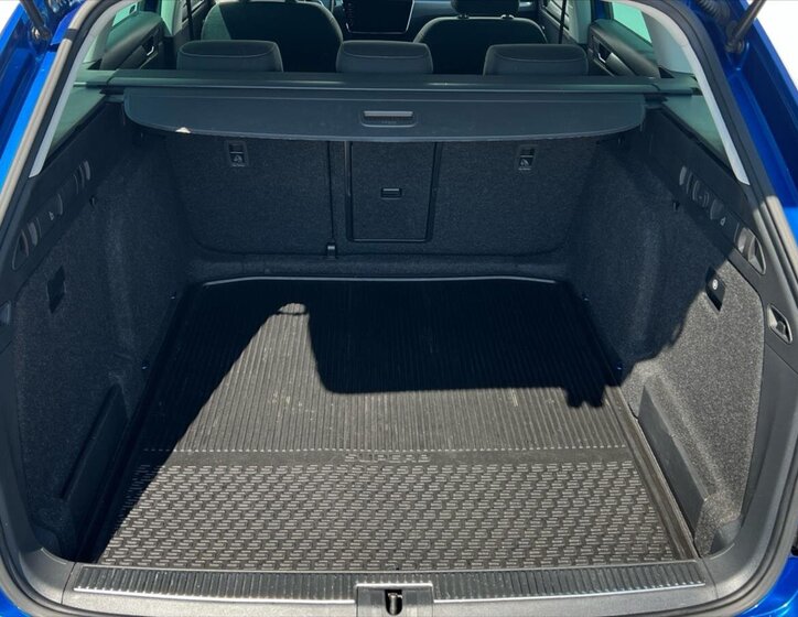 Škoda Superb Kombi 2,0 l 110 kw