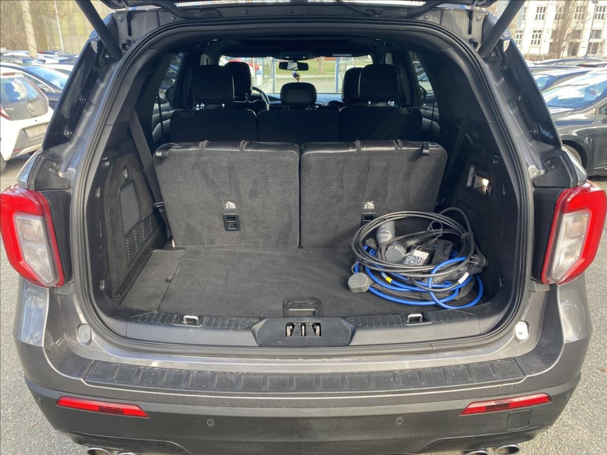 Ford Explorer SUV / Terénní 3,0 l 267 kw