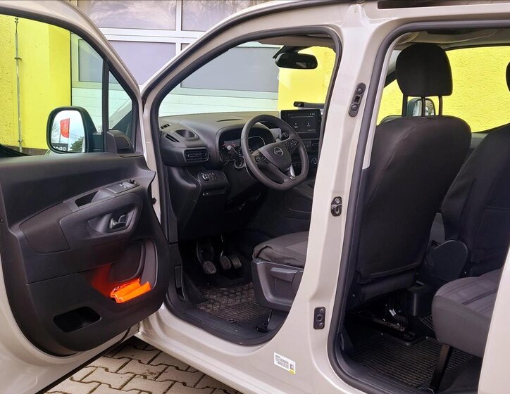 Opel Combo MPV 1,2 l 81 kw