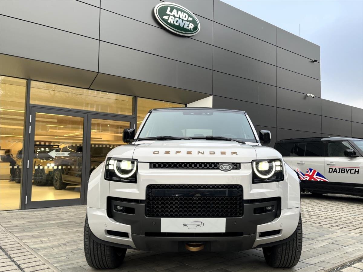 Land Rover Defender SUV 4,4 l 467 kw