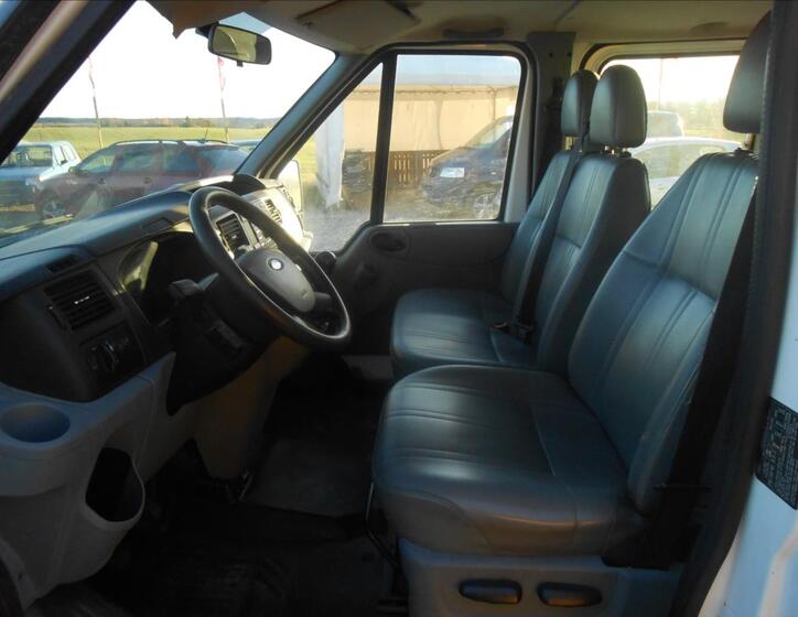 Ford Transit 12