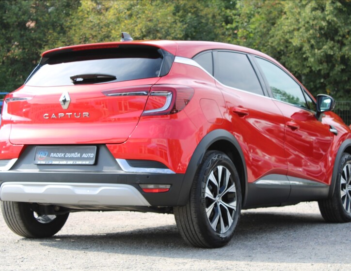 Renault Captur 5
