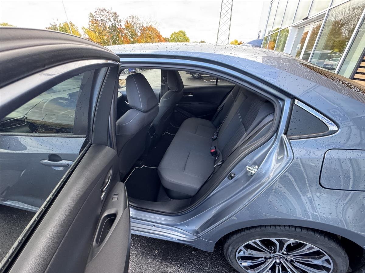 Toyota Corolla Sedan 1,8 l 72 kw