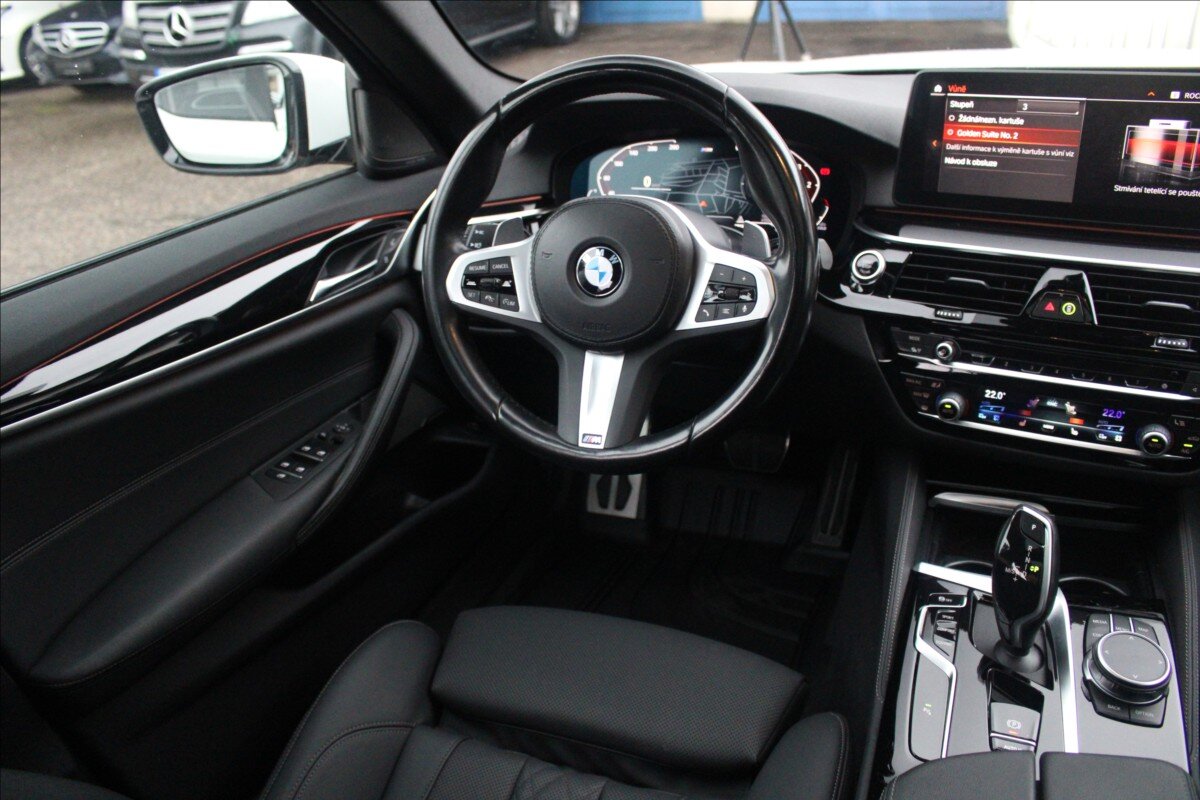 BMW Řada 5 Kombi 3,0 l 210 kw