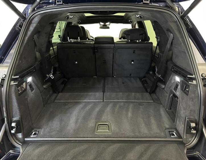BMW X7 18
