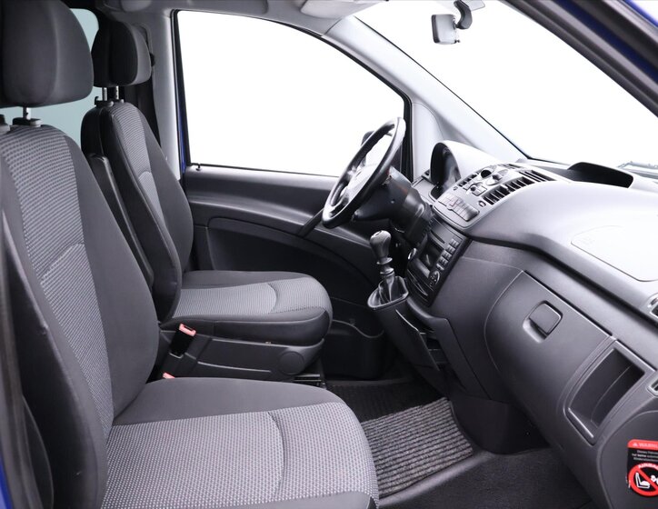 Mercedes-Benz Vito 14