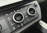 Land Rover Defender 20