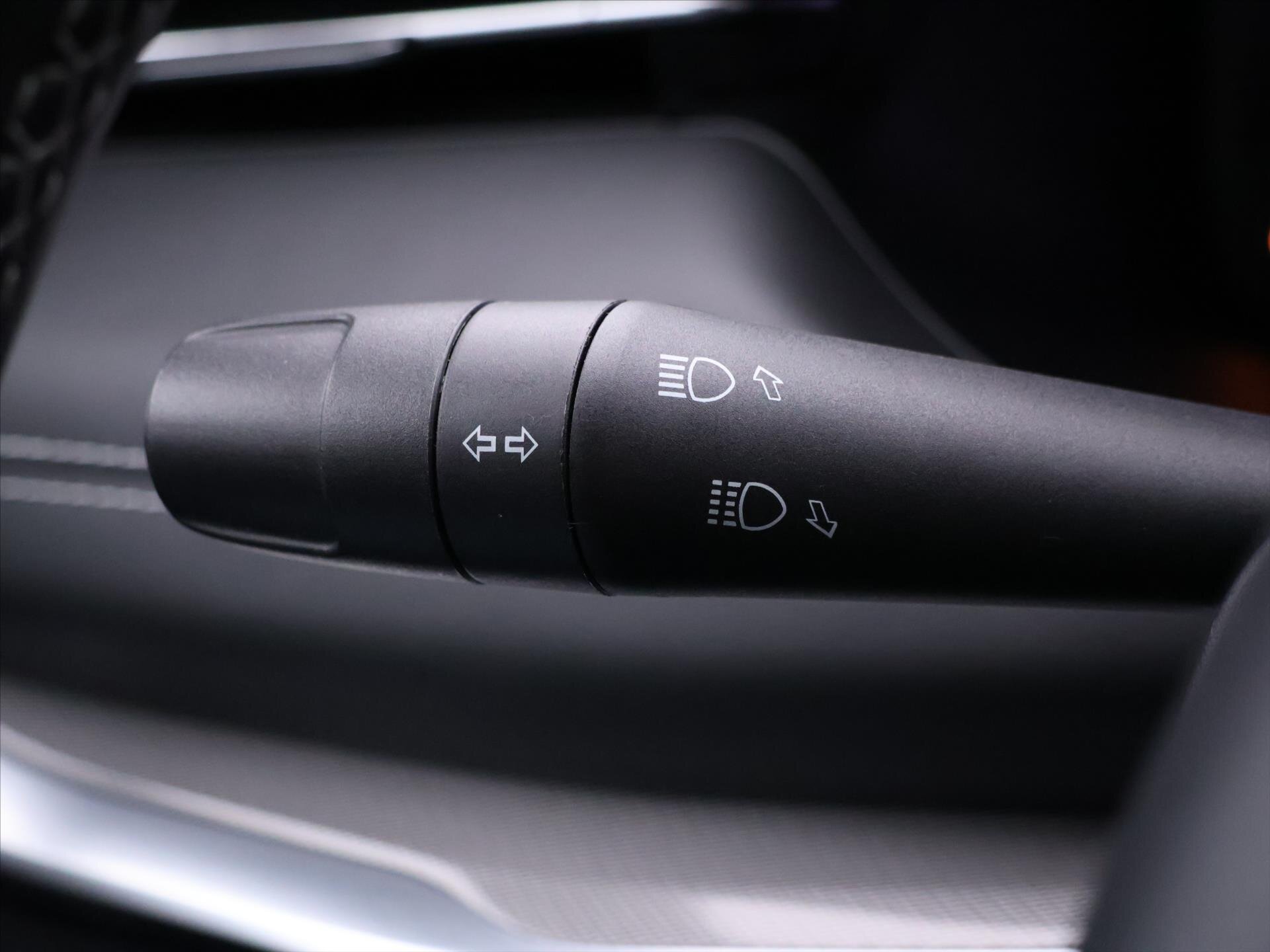 Jeep Compass SUV 1,3 l 110 kw