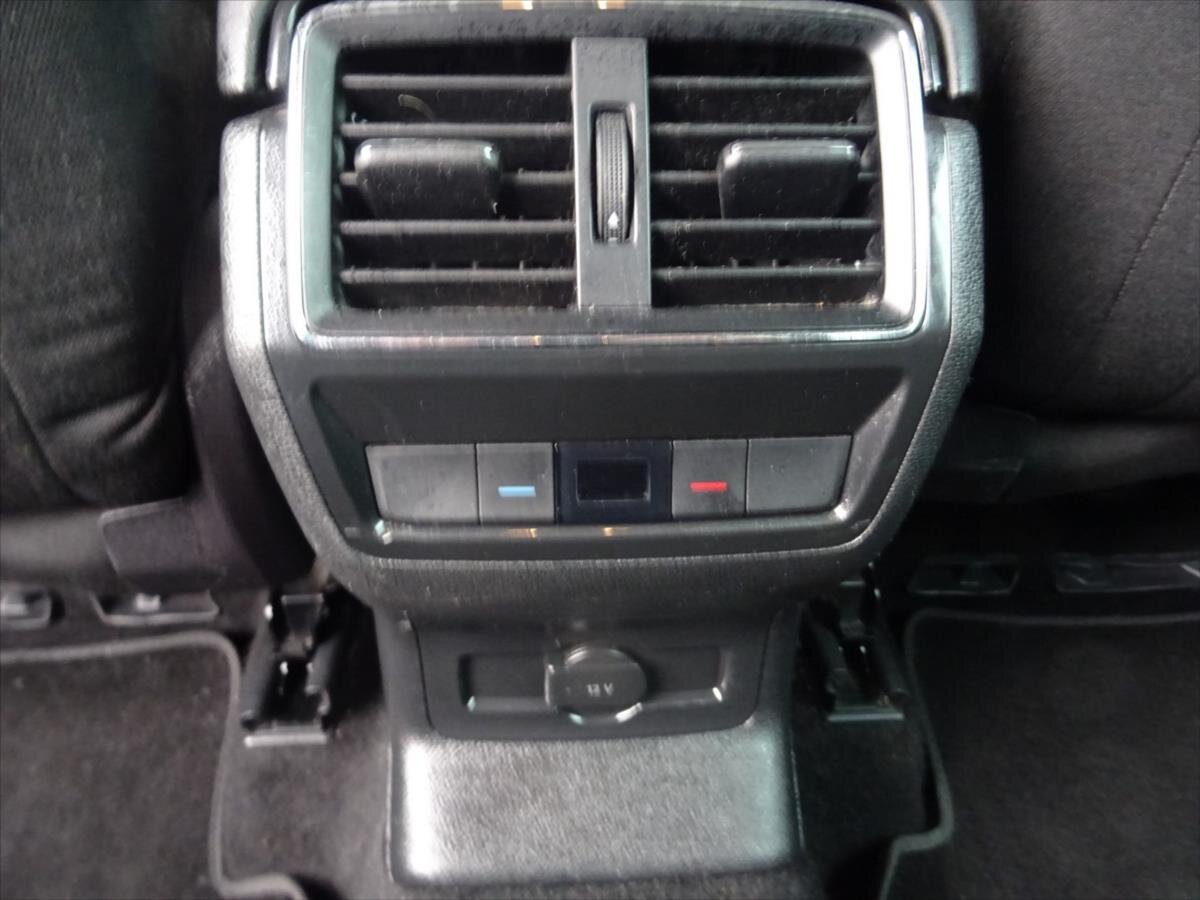 Škoda Kodiaq SUV / Terénní 1,5 l 110 kw