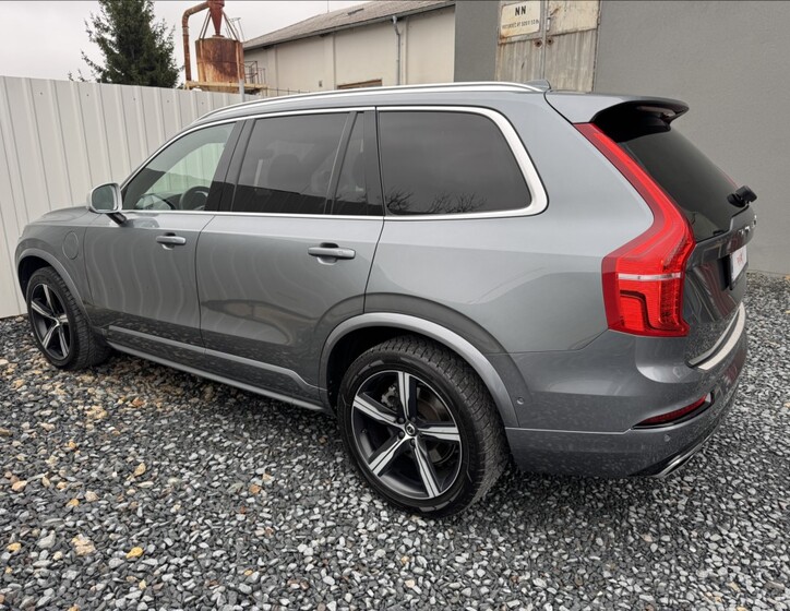 Volvo XC90 11