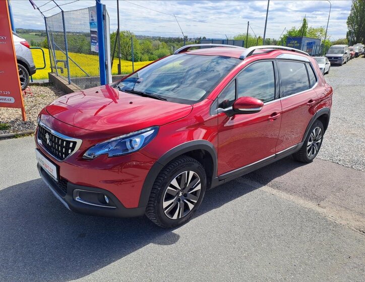 Peugeot 2008 MPV 1,2 l 81 kw