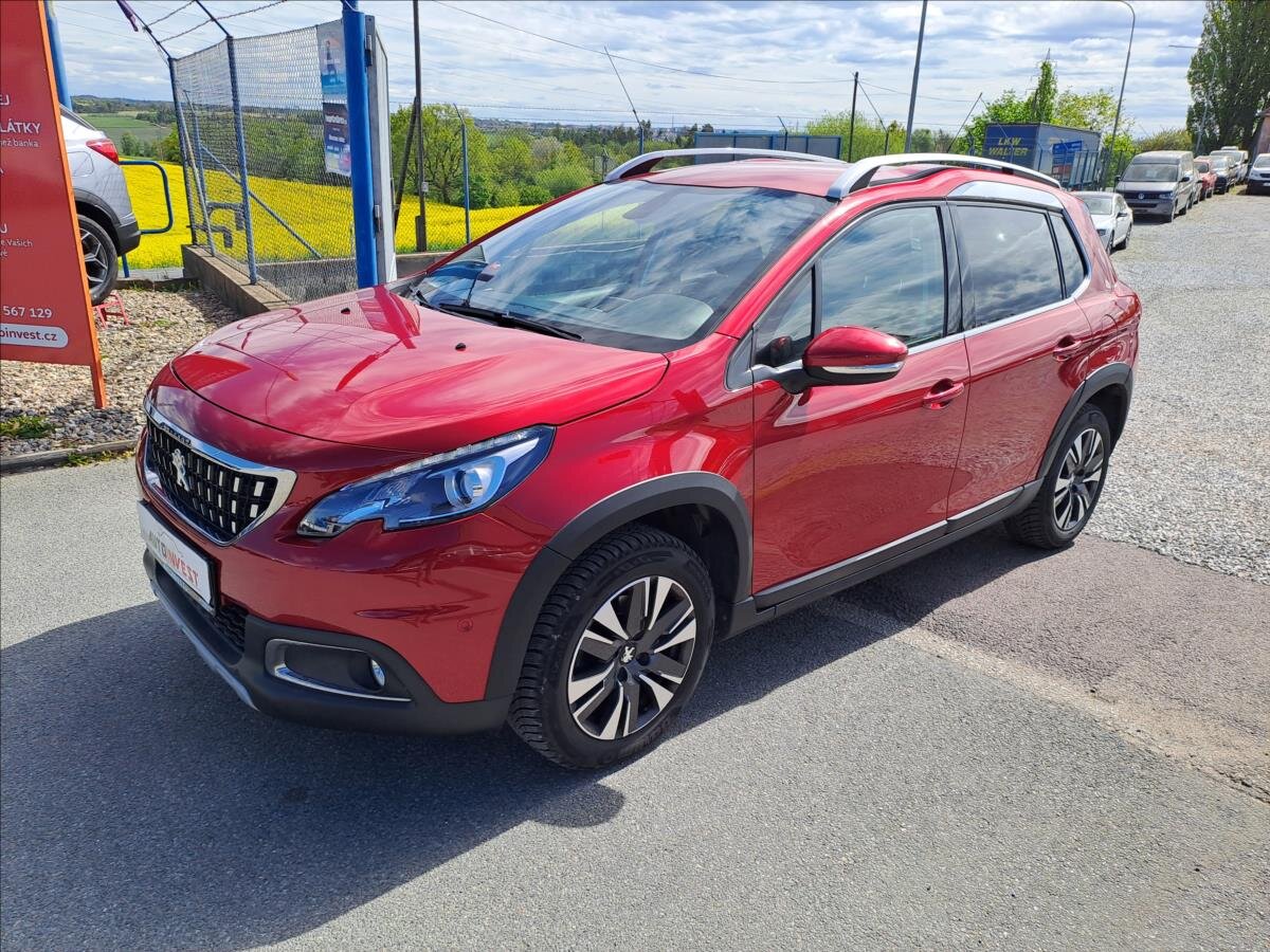 Peugeot 2008 MPV 1,2 l 81 kw