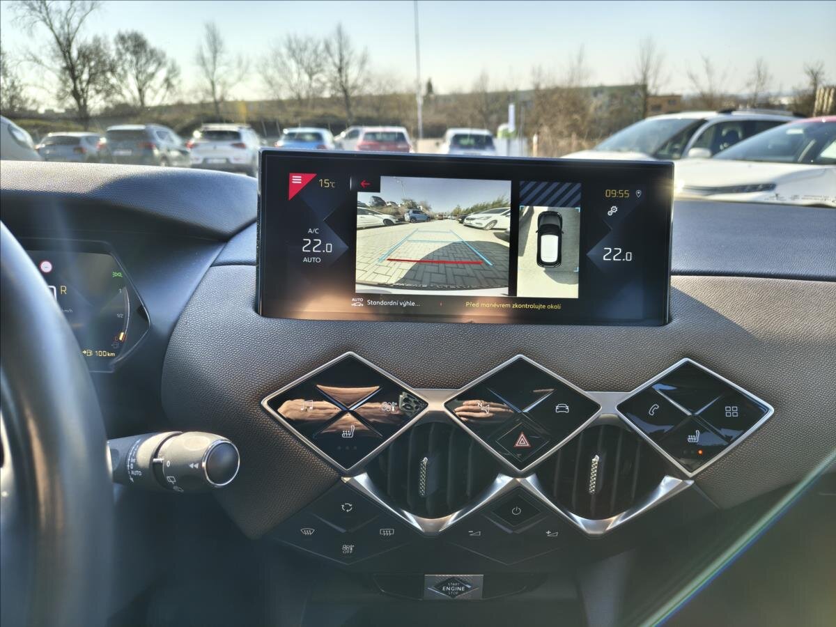 DS Automobiles DS3 Crossback Hatchback 1,2 l 114 kw