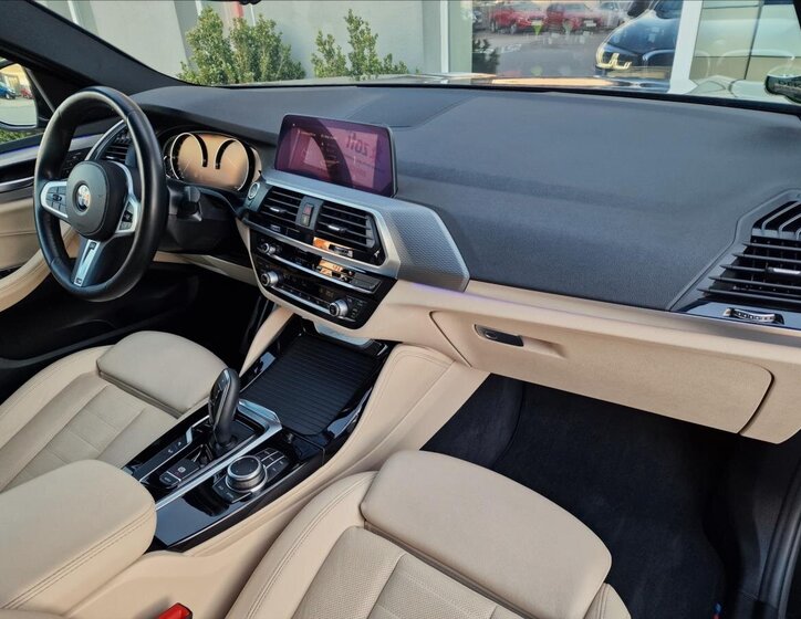 BMW X4 SUV / Terénní 3,0 l 210 kw