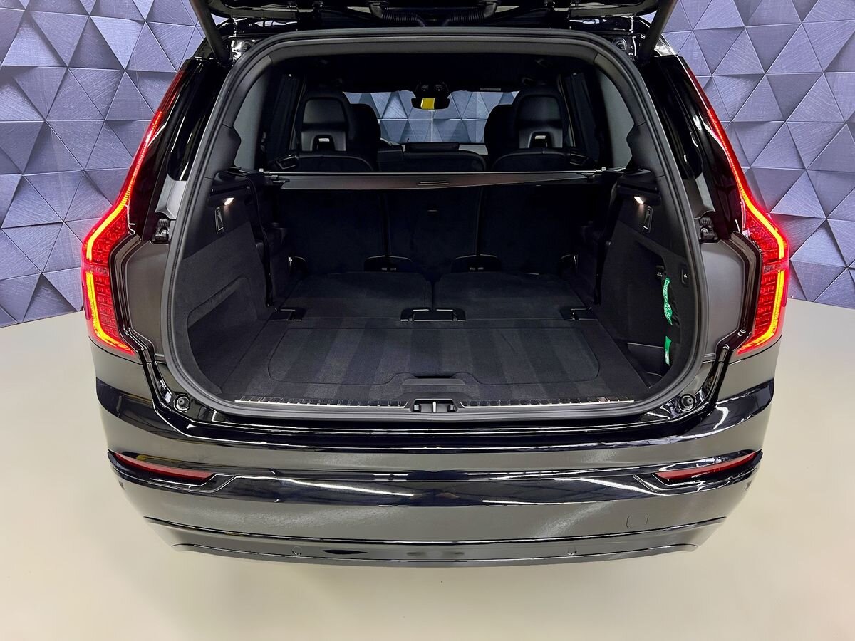 Volvo XC90 SUV / Terénní 2,0 l 184 kw