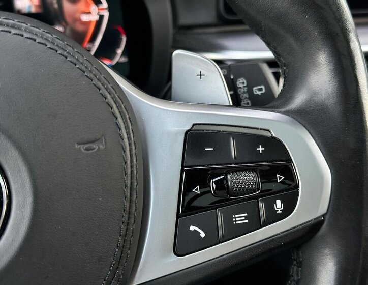 BMW Řada 5 Kombi 3,0 l 245 kw