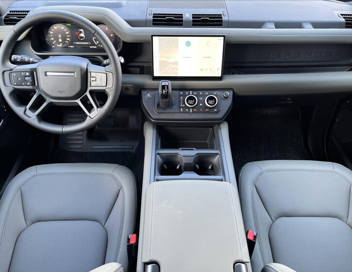 Land Rover Defender SUV 3,0 l 183 kw