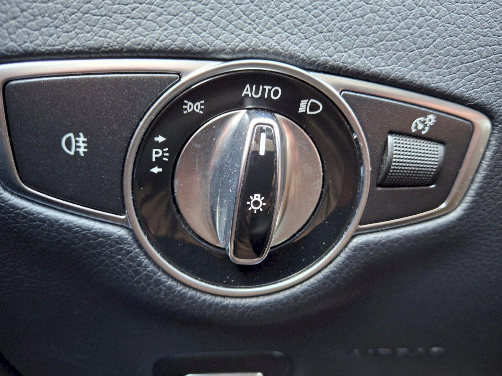 Mercedes-Benz Třídy E Kombi 3,0 l 320 kw