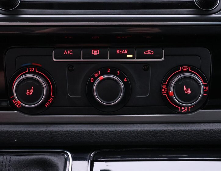 Volkswagen Multivan Kombi 2,0 l 150 kw