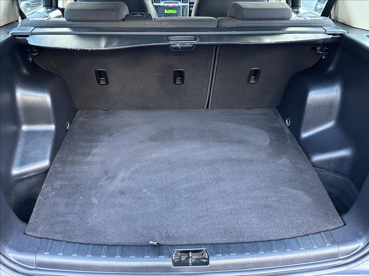 Land Rover Freelander SUV / Terénní 2,2 l 112 kw