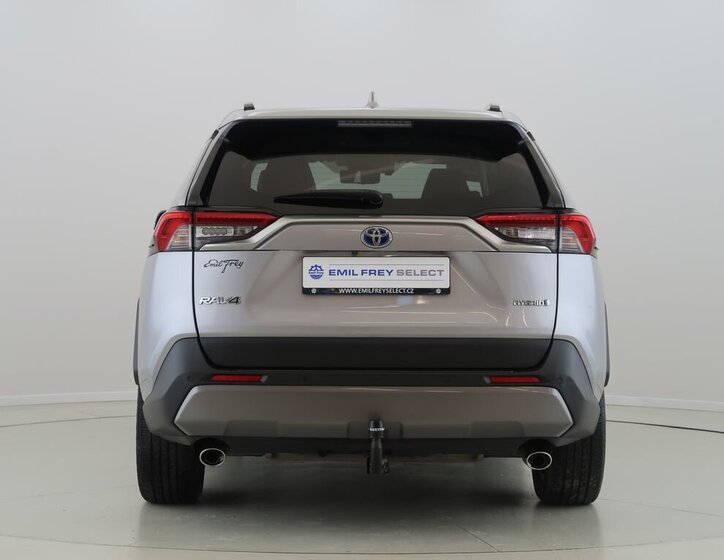 Toyota RAV4 SUV / Terénní 2,5 l 131 kw