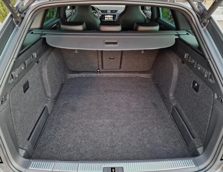 Škoda Superb Kombi 2,0 l 110 kw