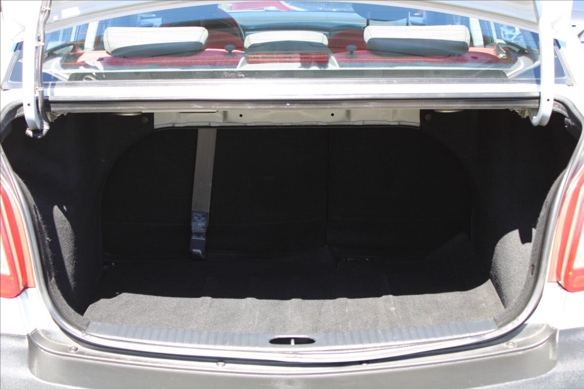 KIA Rio Sedan / Limuzína 1,4 l 71 kw