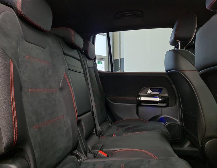 Mercedes-Benz GLB 19