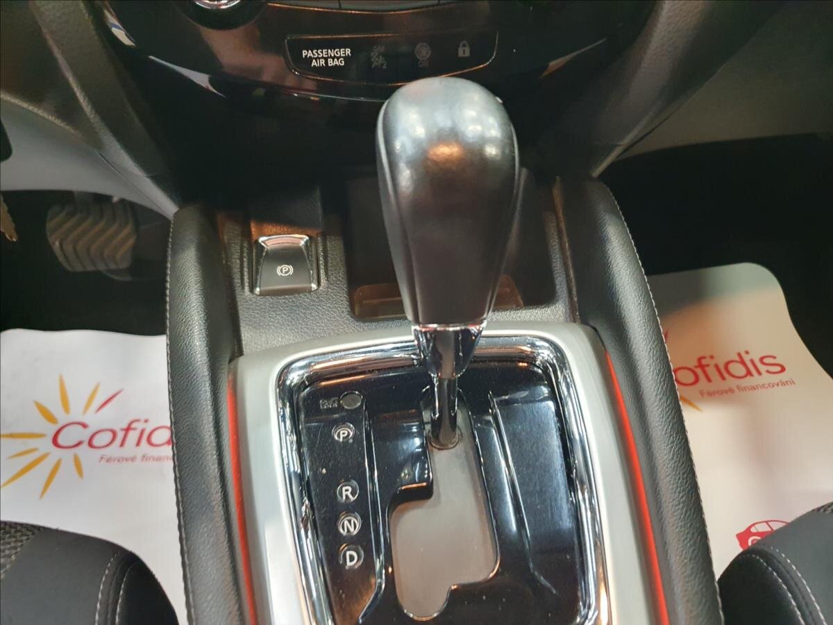 Nissan Qashqai SUV / Terénní 1,6 l 96 kw