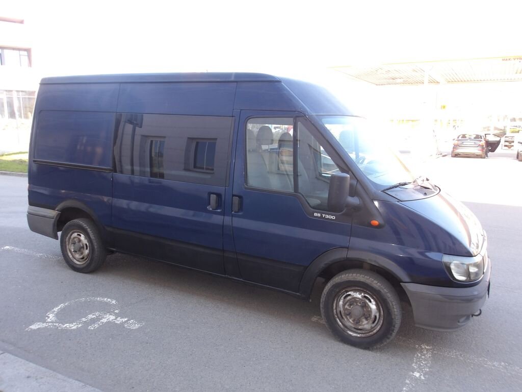 Ford Transit Skříň 2,0 l 62 kw