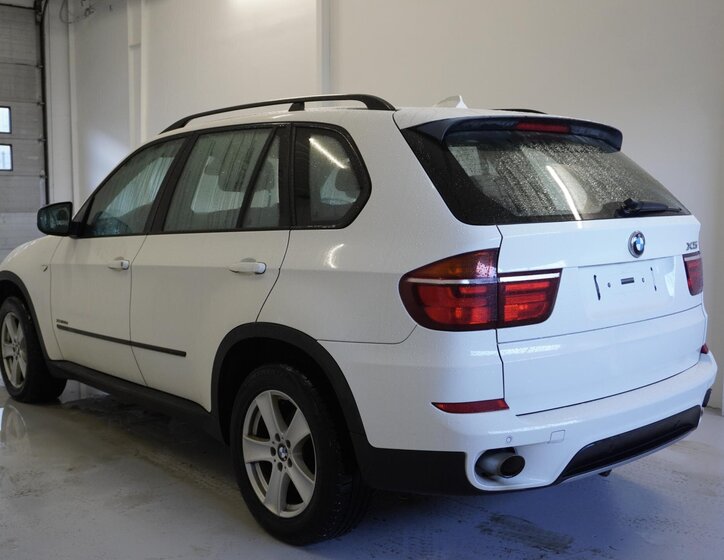 BMW X5 SUV 3,0 l 180 kw