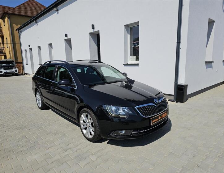 Škoda Superb 1