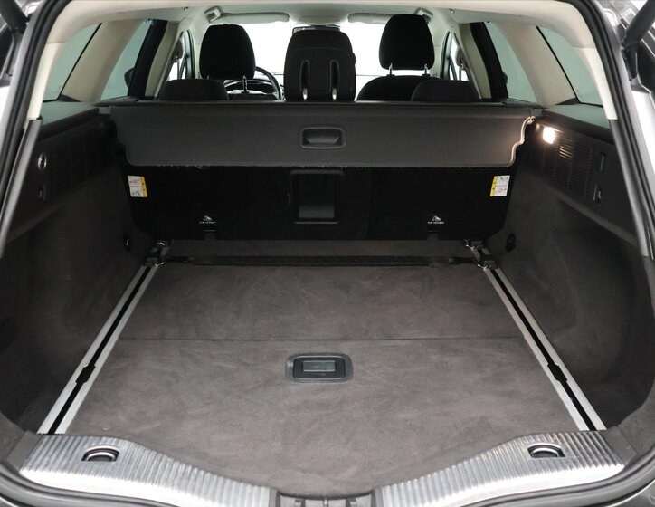 Ford Mondeo Kombi 2,0 l 110 kw