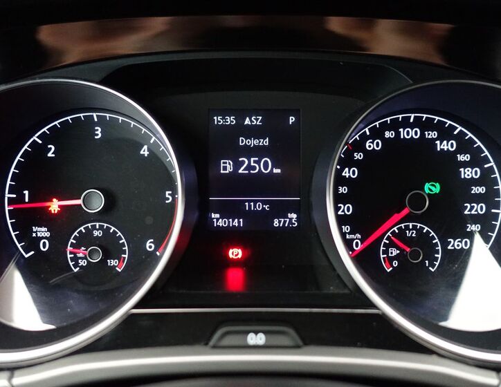 Volkswagen Touran 10